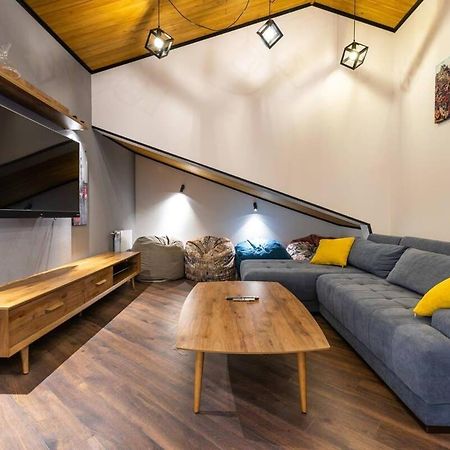 3Br Apt W Huge Terrace & Magnificent Views 트빌리시 외부 사진