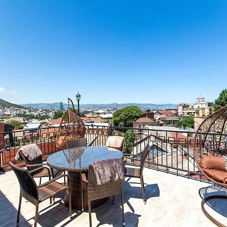 3Br Apt W Huge Terrace & Magnificent Views 트빌리시 외부 사진