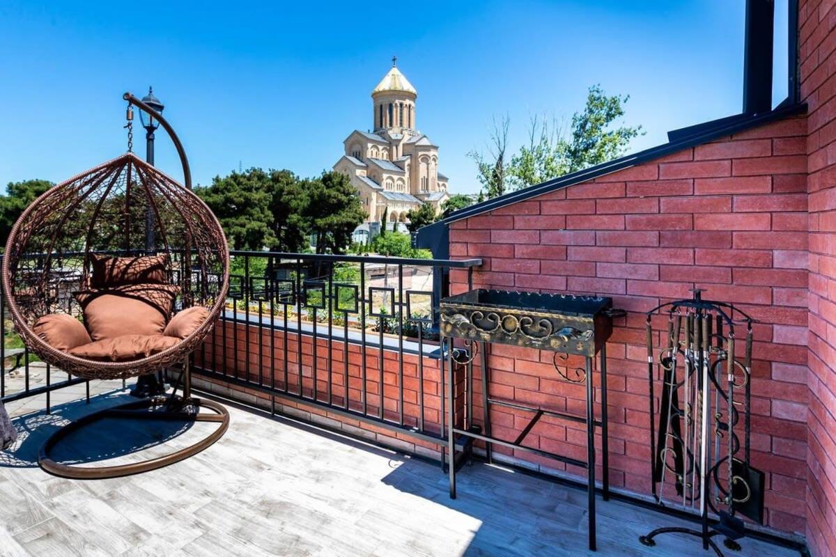 3Br Apt W Huge Terrace & Magnificent Views 트빌리시 외부 사진